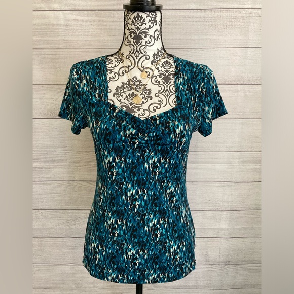 Vintage Suzie Tops - Vintage Suzie | Women’s Bright Vibrant Print Short Sleeve Blouse